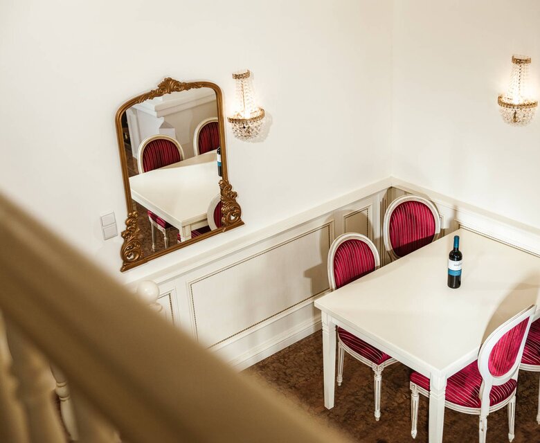 انطباعاتٌ من الفندق المُطل على البحيرة ☚ زيلامسي 