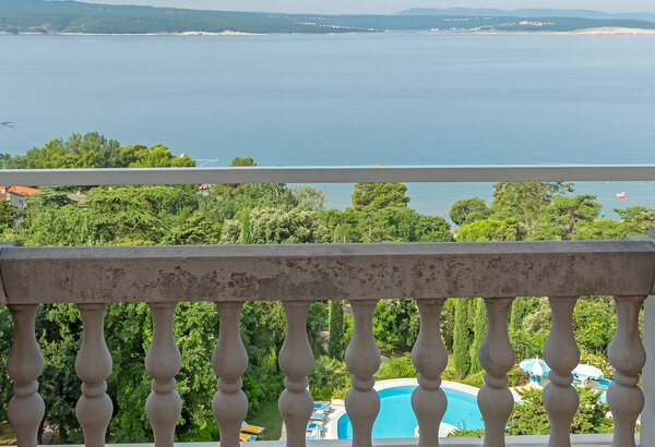 Doppelzimmer mit Meerblick im Strandhotel Crikvenica