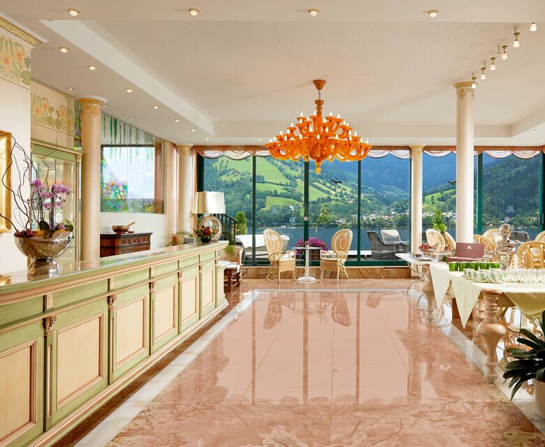 انطباعاتٌ من الفندق المُطل على البحيرة ☚ زيلامسي 