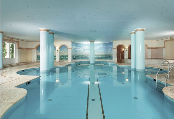 Wellnesshotel ► Zell am See mit Seeblick, Pool & Spa