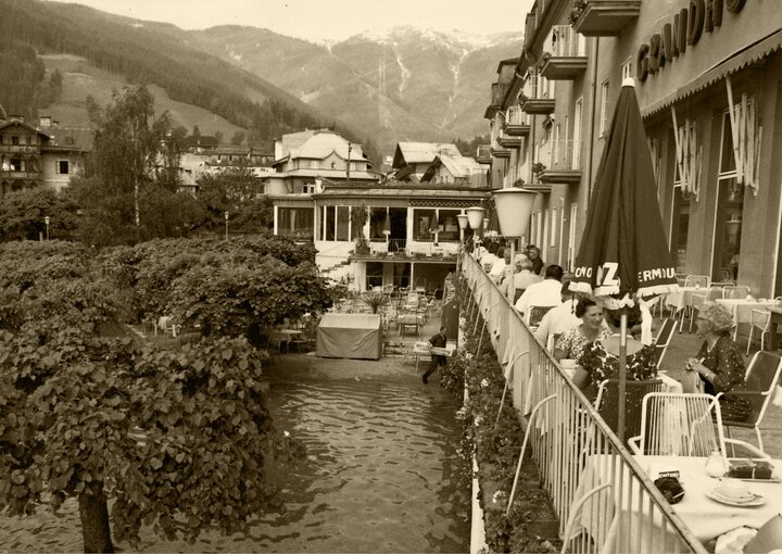 Historisches Hotel Zell am See - Geschichte Grand Hotel