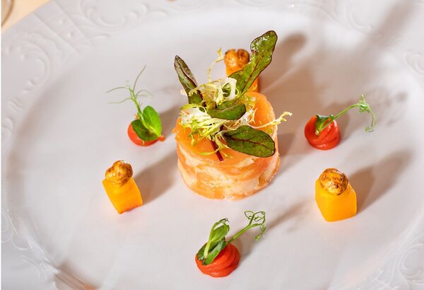 Pinzga Bräu, the lakeside inn in Zell am See with garden