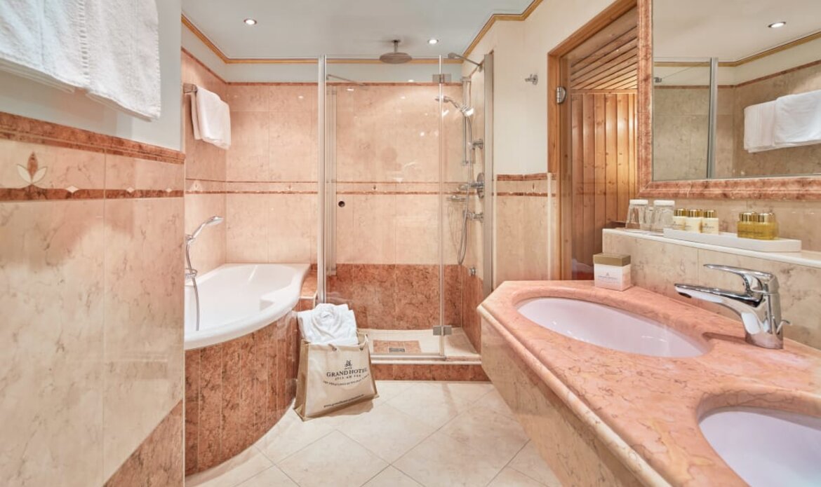 Suite in Zell am See mit Balkon & Seeblick, Salzburg