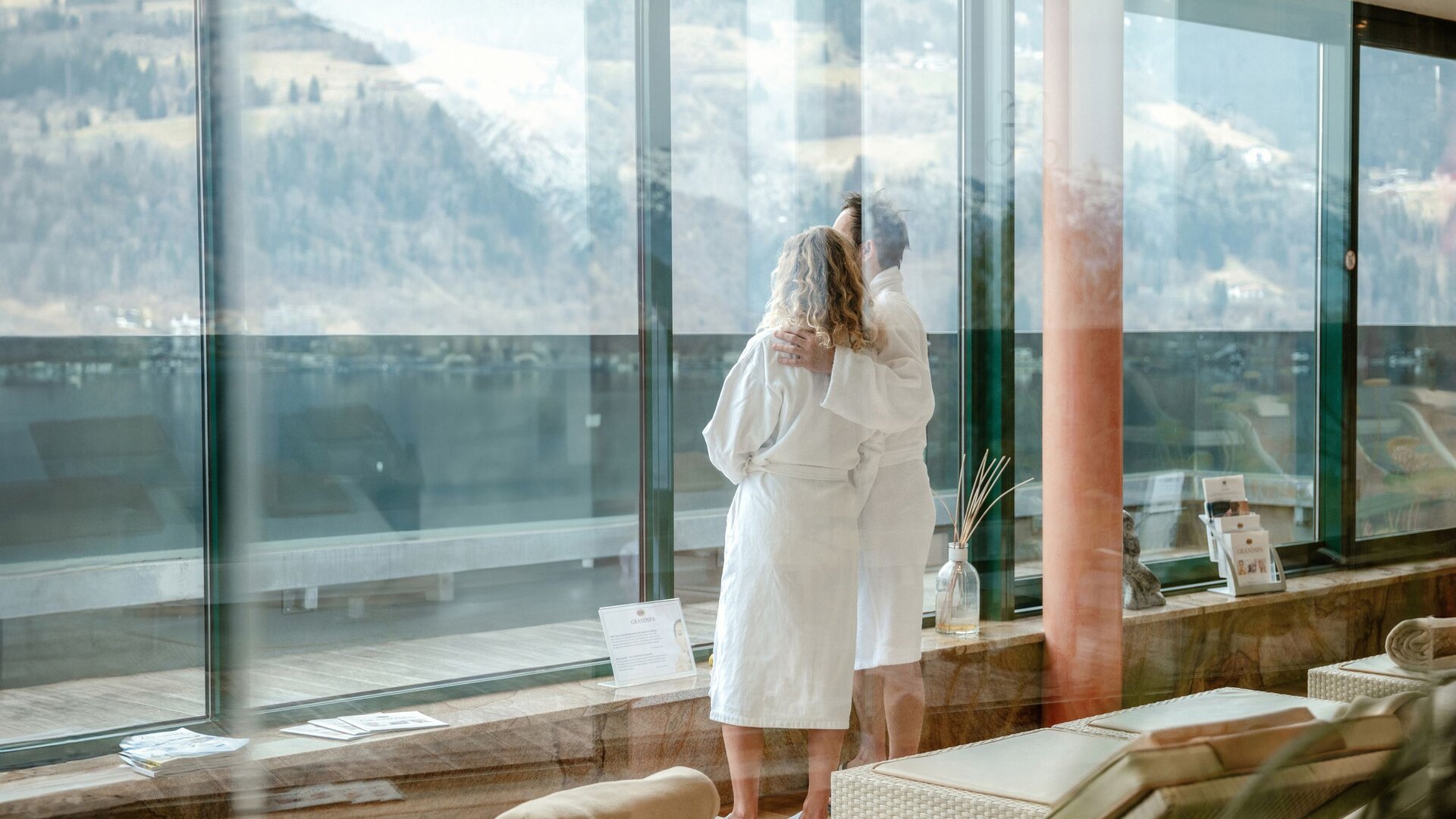 Wellnesshotel ► Zell am See mit Seeblick, Pool & Spa